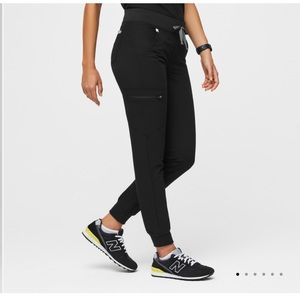 Black Figs Zamora Jogger Scrub Pants